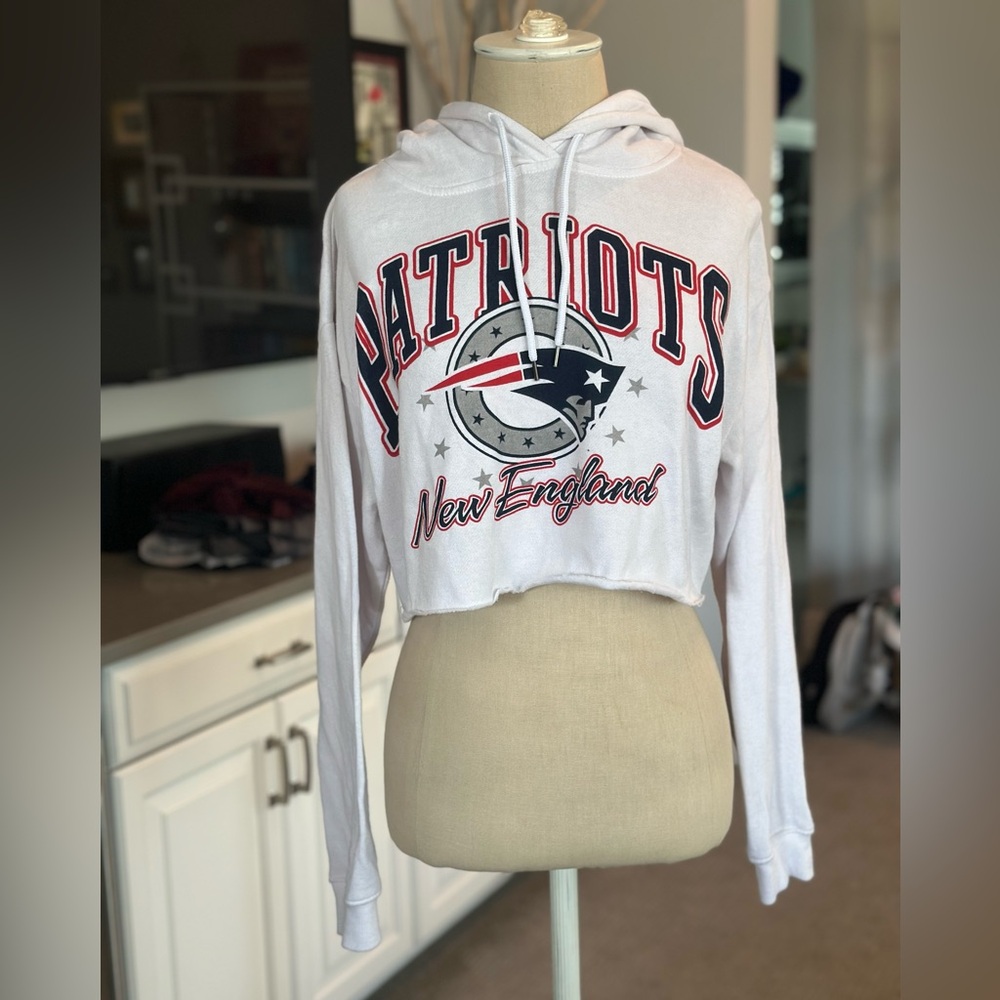 Patriots Cropped Hoodie
